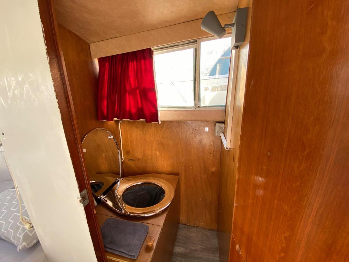 Bateau L'Etoile, Romantique, Apaisant, Ideal Pour Un Couple Ouistreham Bagian luar foto