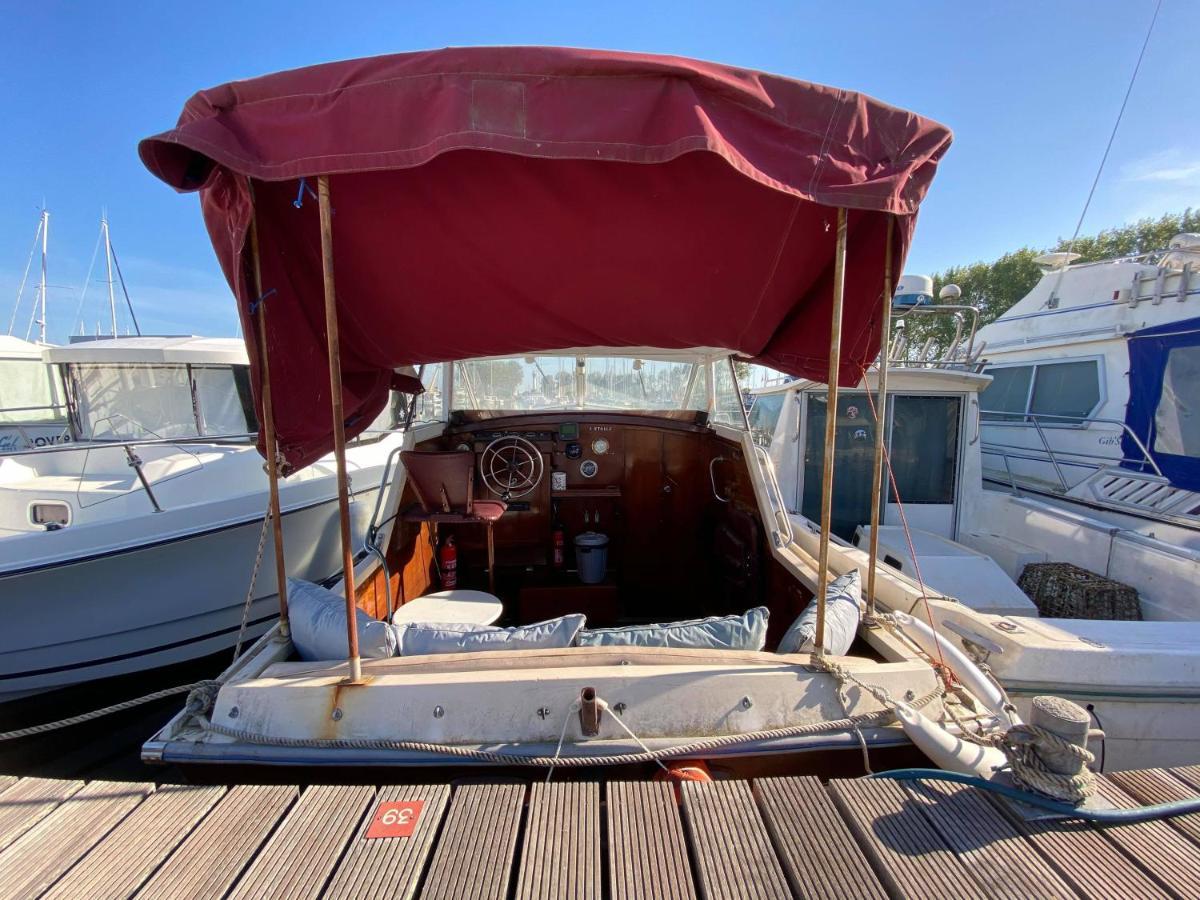 Bateau L'Etoile, Romantique, Apaisant, Ideal Pour Un Couple Ouistreham Bagian luar foto